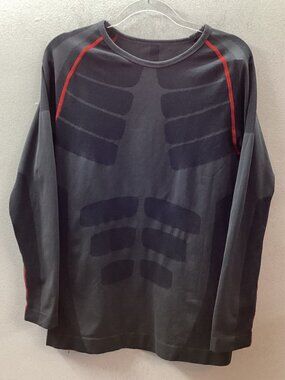 Zonbailon Men's XL Fitness LS Shirt  black with red trim compression detailing